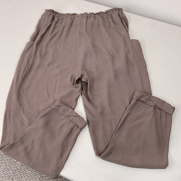 Wilfred Aritzia Marais drawstring button fly cropped pant in mocha brown size M - Picture 9 of 12